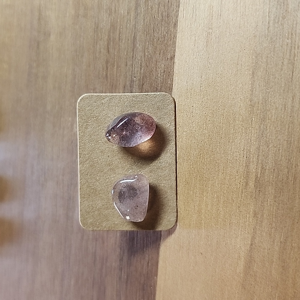 Strawberry Quartz Stud Earrings - Picture 2 of 6